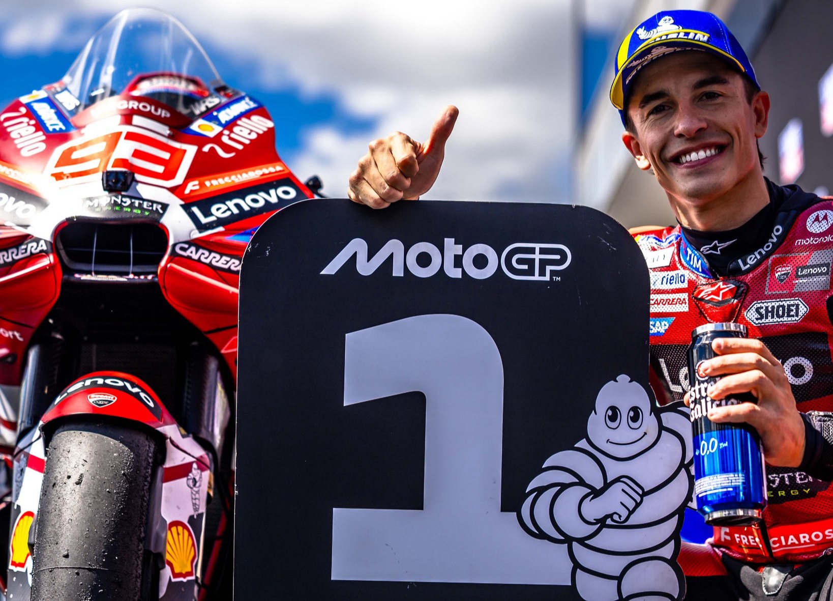 Featured image of post MotoGP Jerman: Marc Marquez Sabet Pole Position, Alex Membuntuti di Posisi 2