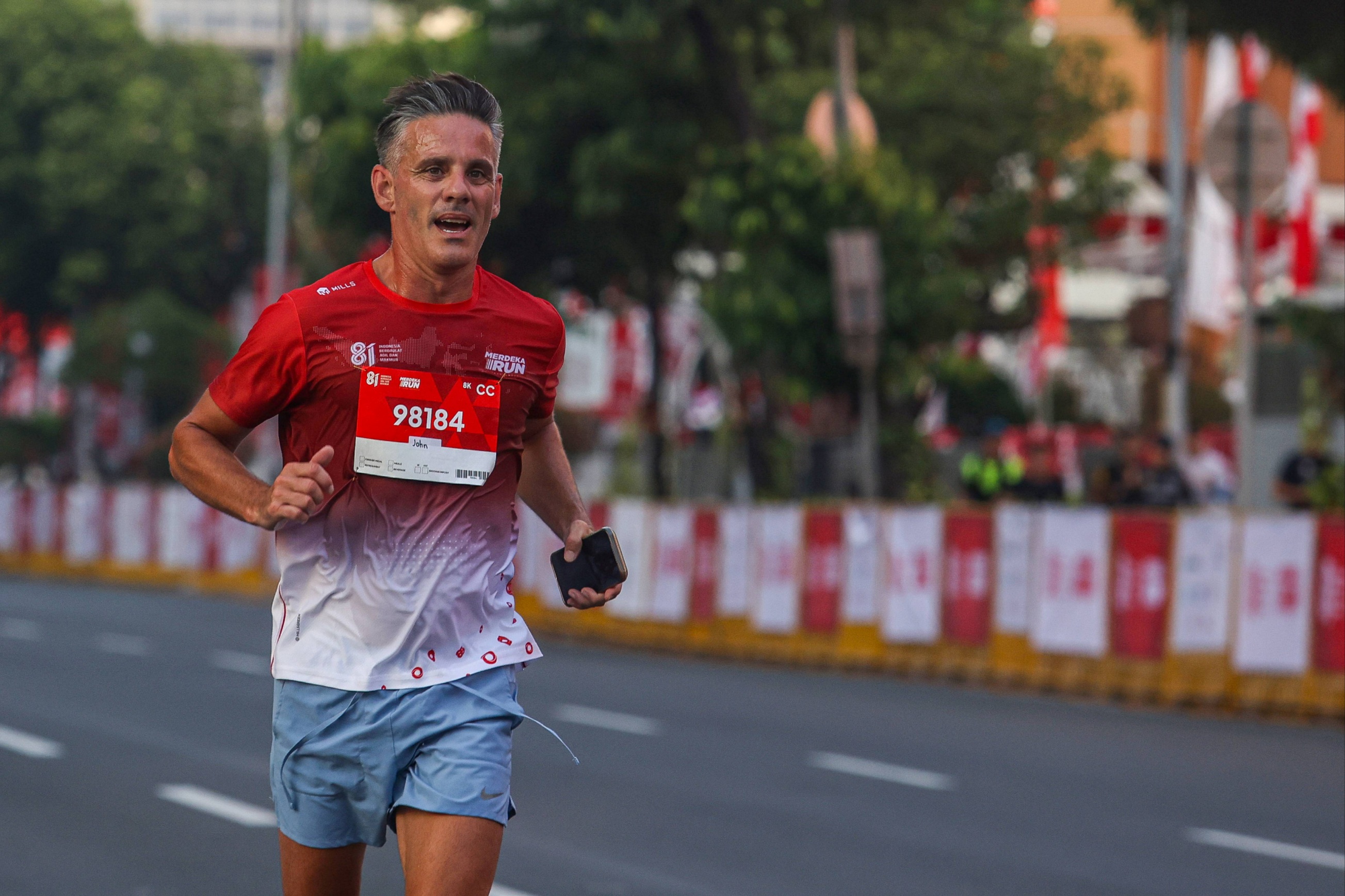 Photo: akurat.co Indonesia Coach John Herdman Stunned by Unmatched Persija vs Persib Atmosphere at SUGBK