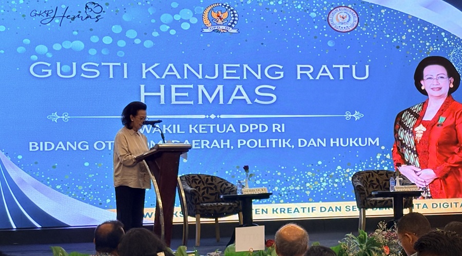 Perkuat Komunikasi Lembaga, GKR Hemas Dorong Staf DPD Peka Isu dan Bijak Gunakan AI