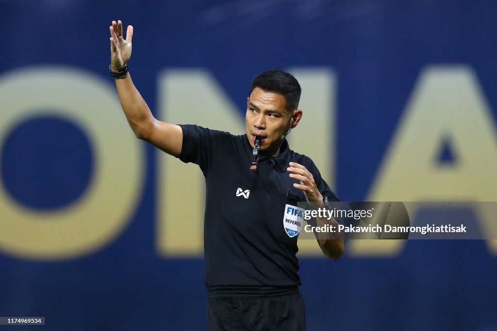Wasit Var Wasit VAR Laga Australia vs Indonesia Kembali jadi Sorotan, Ini Sosok ...