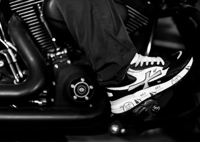 Sepatu Riding Short WAJIB BELI! Ini 5 Sepatu Motor Riding Terbaik yang Bikin Gaya Lo Makin ...